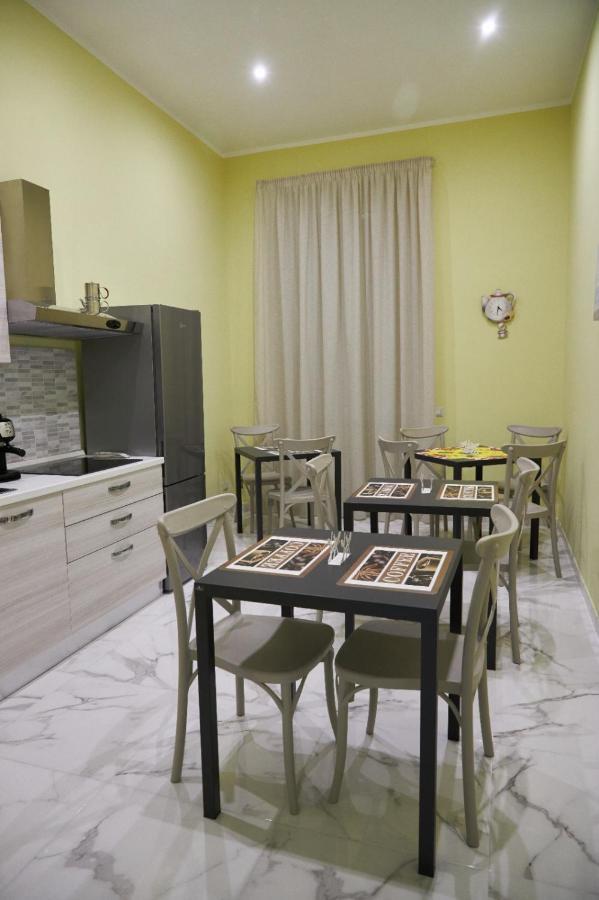 B&B Dint 'O Core E Napule Nápoly Kültér fotó